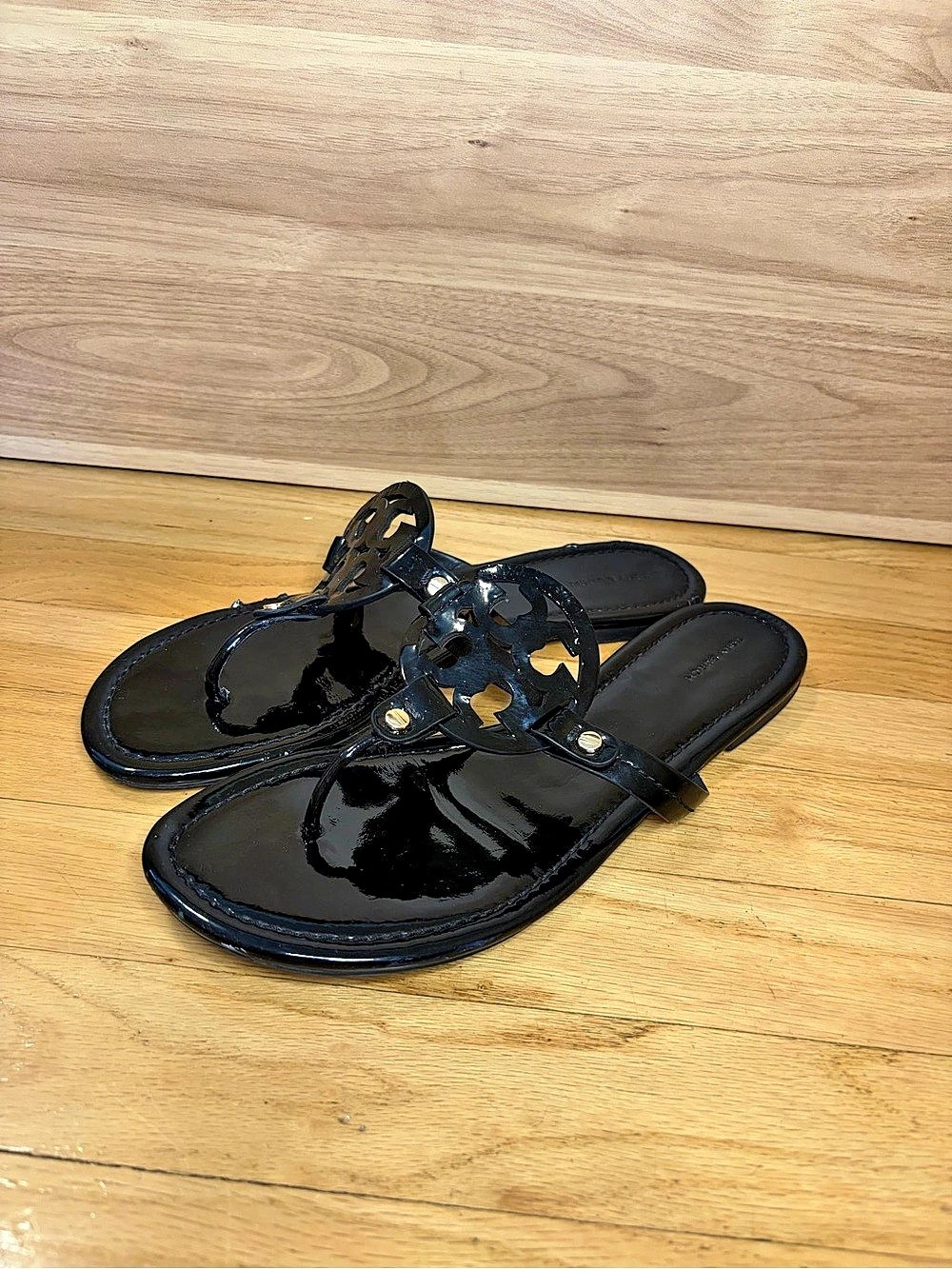Tory Burch Black Miller Patent Leather Logo Sandal - Size 12